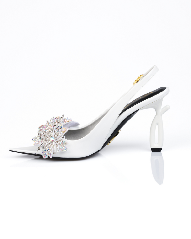 Succeed Sandals (White)