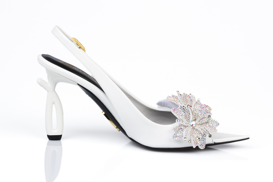 Succeed Sandals (White)