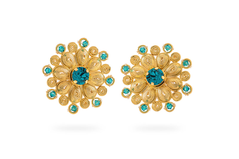 Earrings with blue swarovski crystals in gold plated filigree